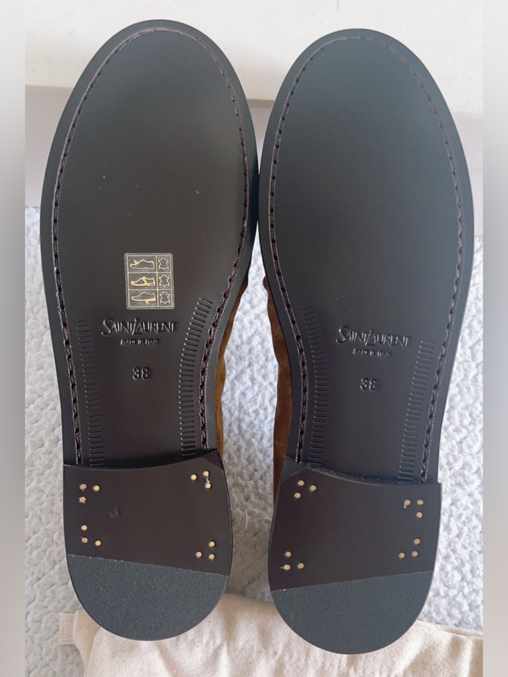 Saint Laurent Women’s YSL Le Loafer Supple in suede - Picture 11 of 16